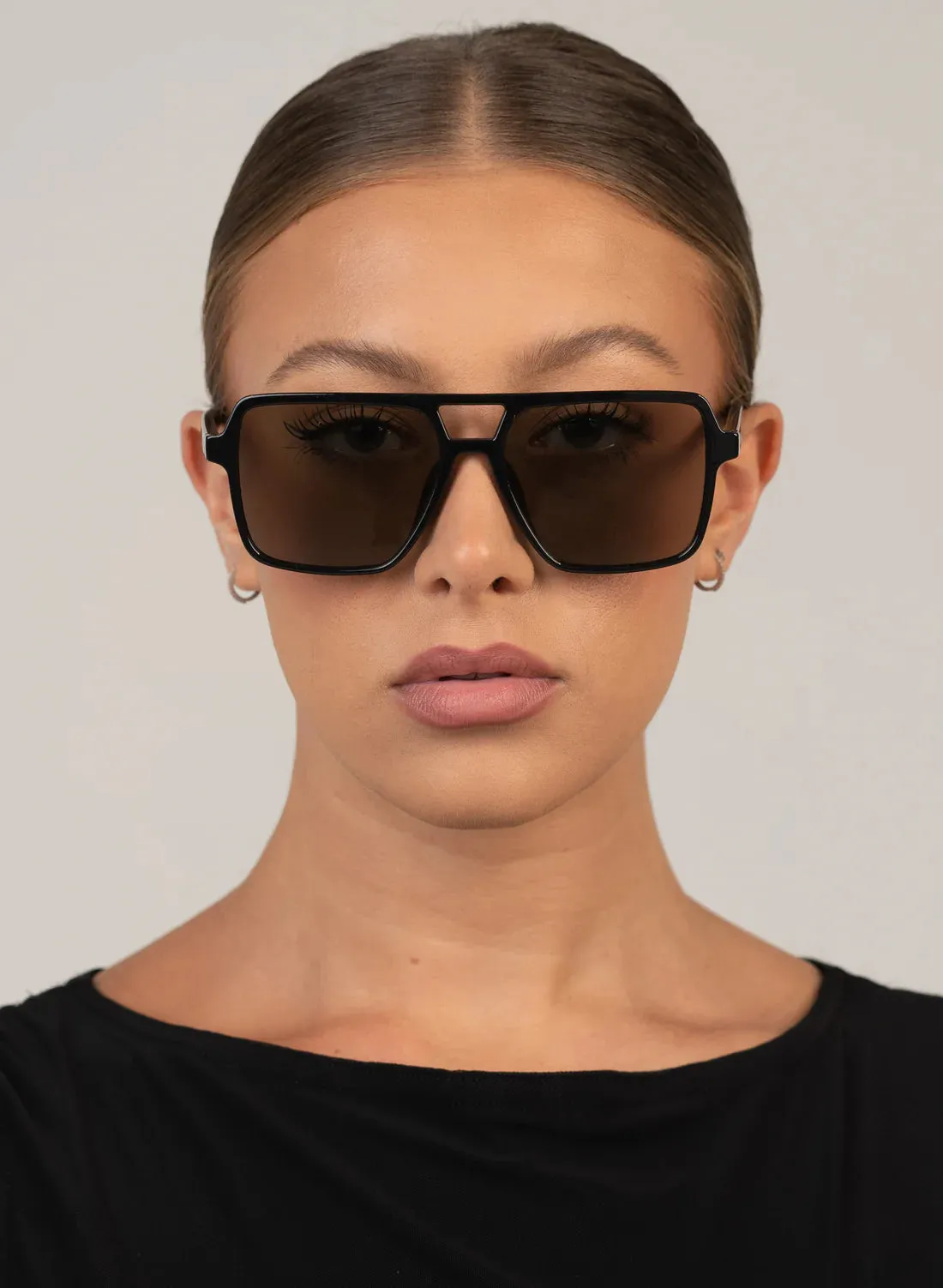 Zoya Sunglasses - Black/Smoke
